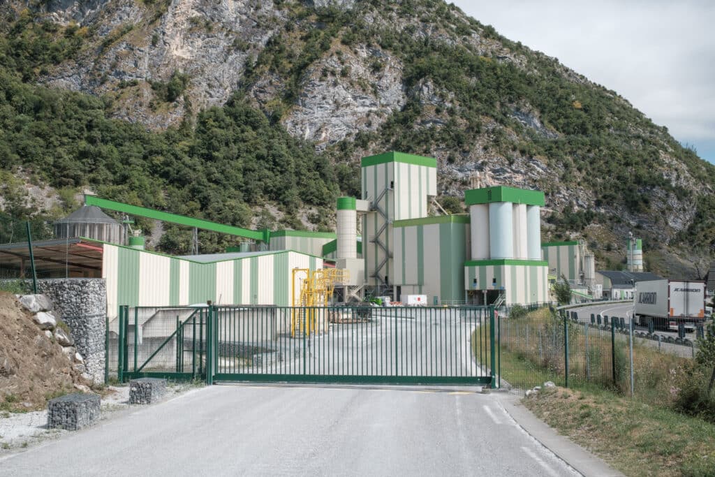 Usine de broyage de poudre de marbre à Saint-Béat